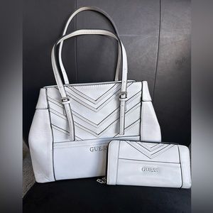 Beautiful white Guess purse/handbag with matching wallet.